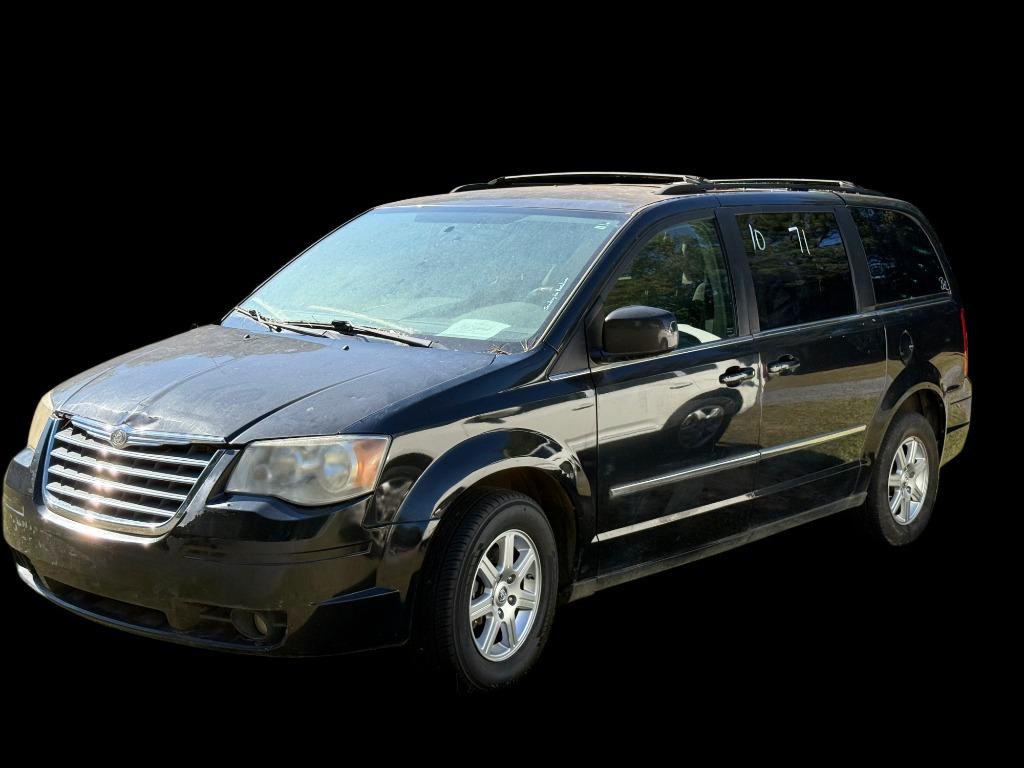 2010 Chrysler Town & Country Touring's photo
