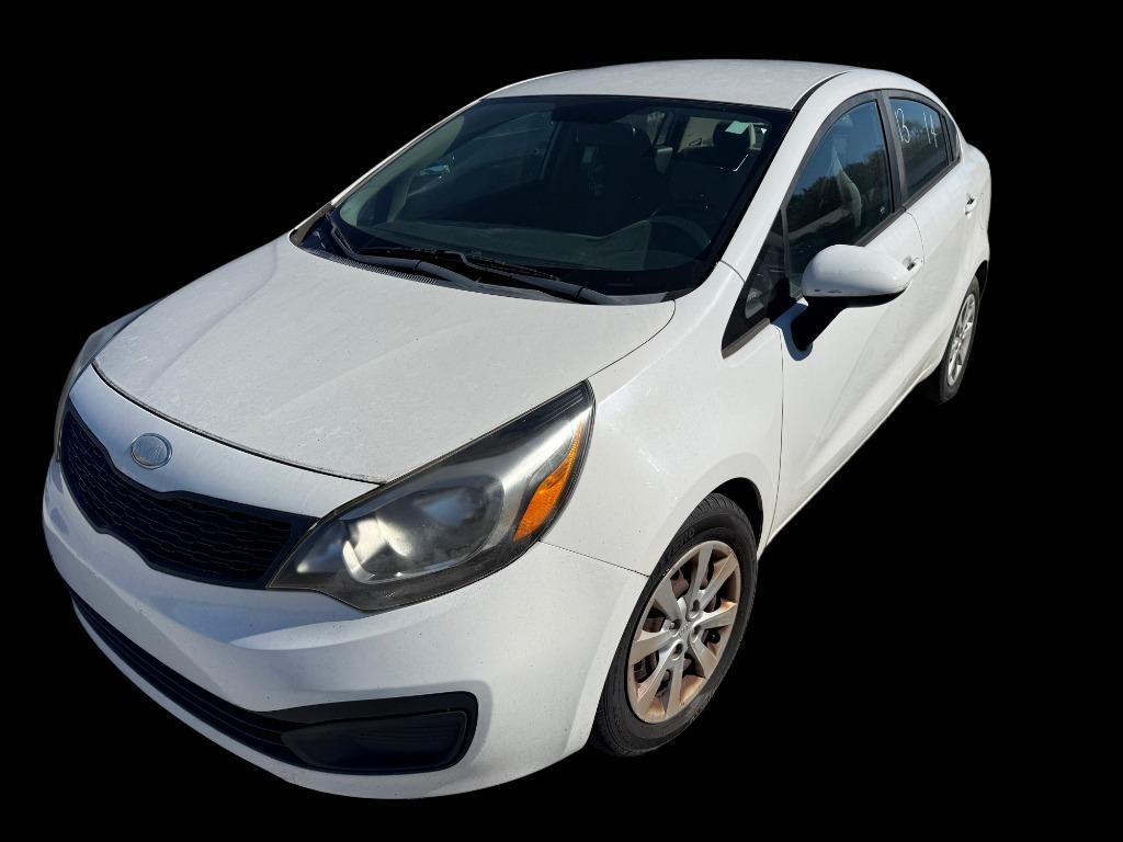 2013 Kia Rio LX's photo