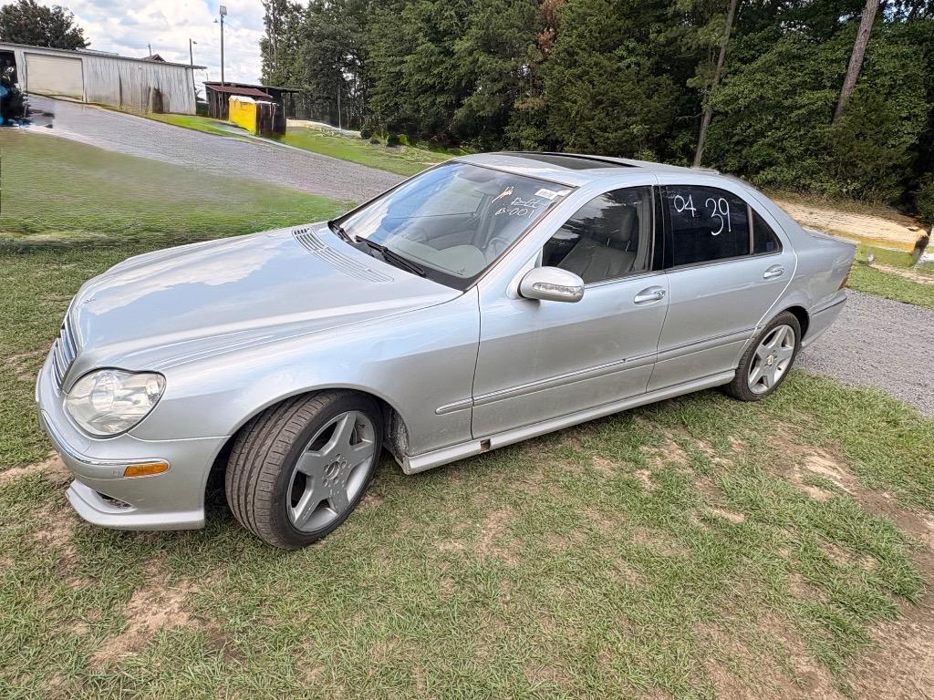 2004 Mercedes-Benz S-Class S500 4Matic's photo