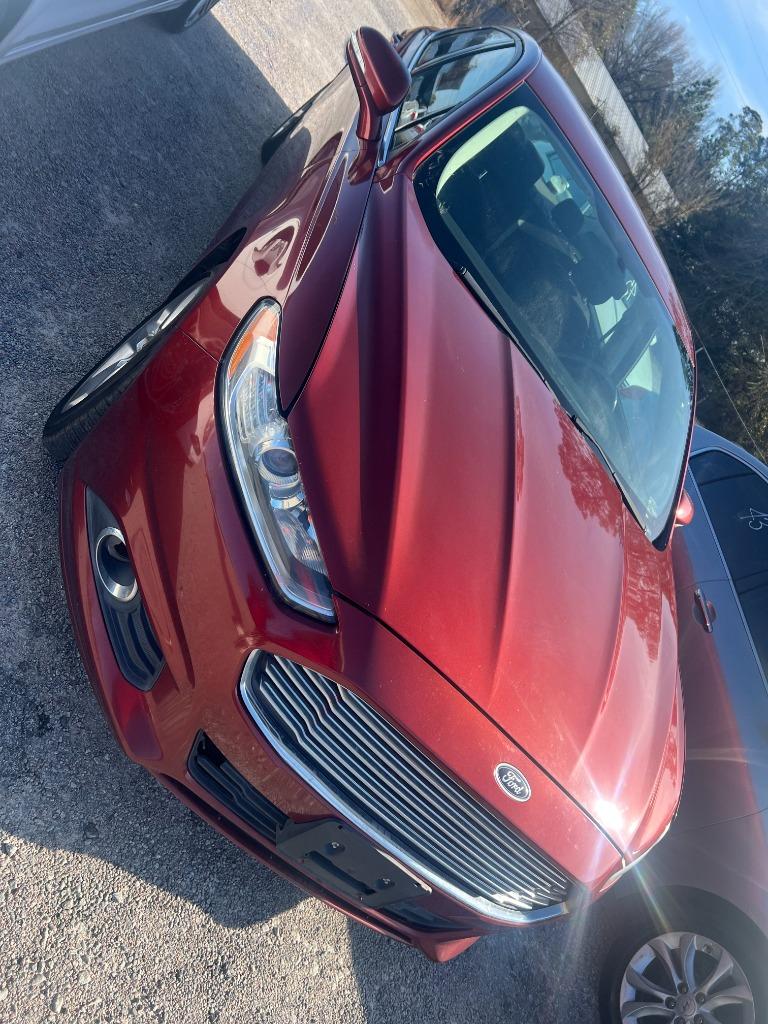 2014 Ford Fusion SE's photo